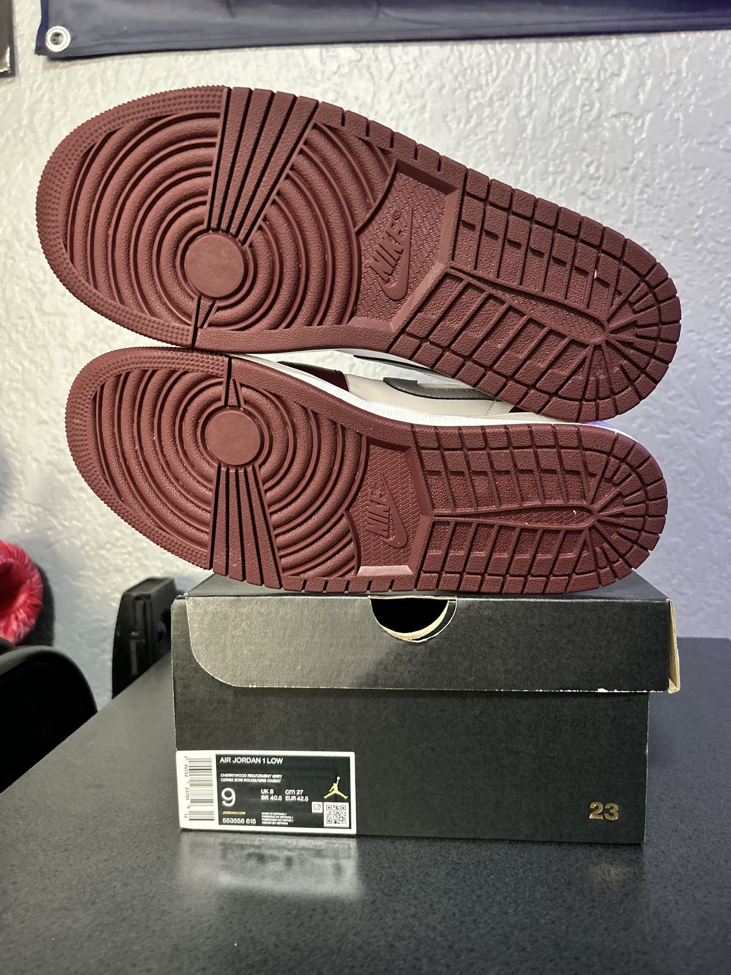 Jordan 1 Low White Bordeaux 9M