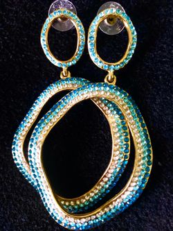 Sexy Ombré Teal pierced earrings!