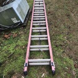 28ft Fiberglass Extension Ladder 