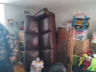 Single Sofa Great Condition 