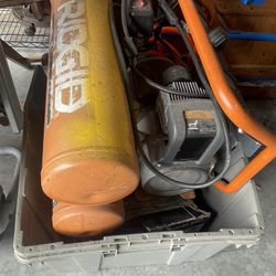 RIDGID Tri-Stack 5 Gallon Air Compressor