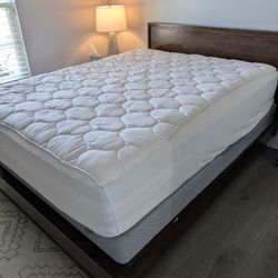 Queen Size Bed With mattress And Box Spring 