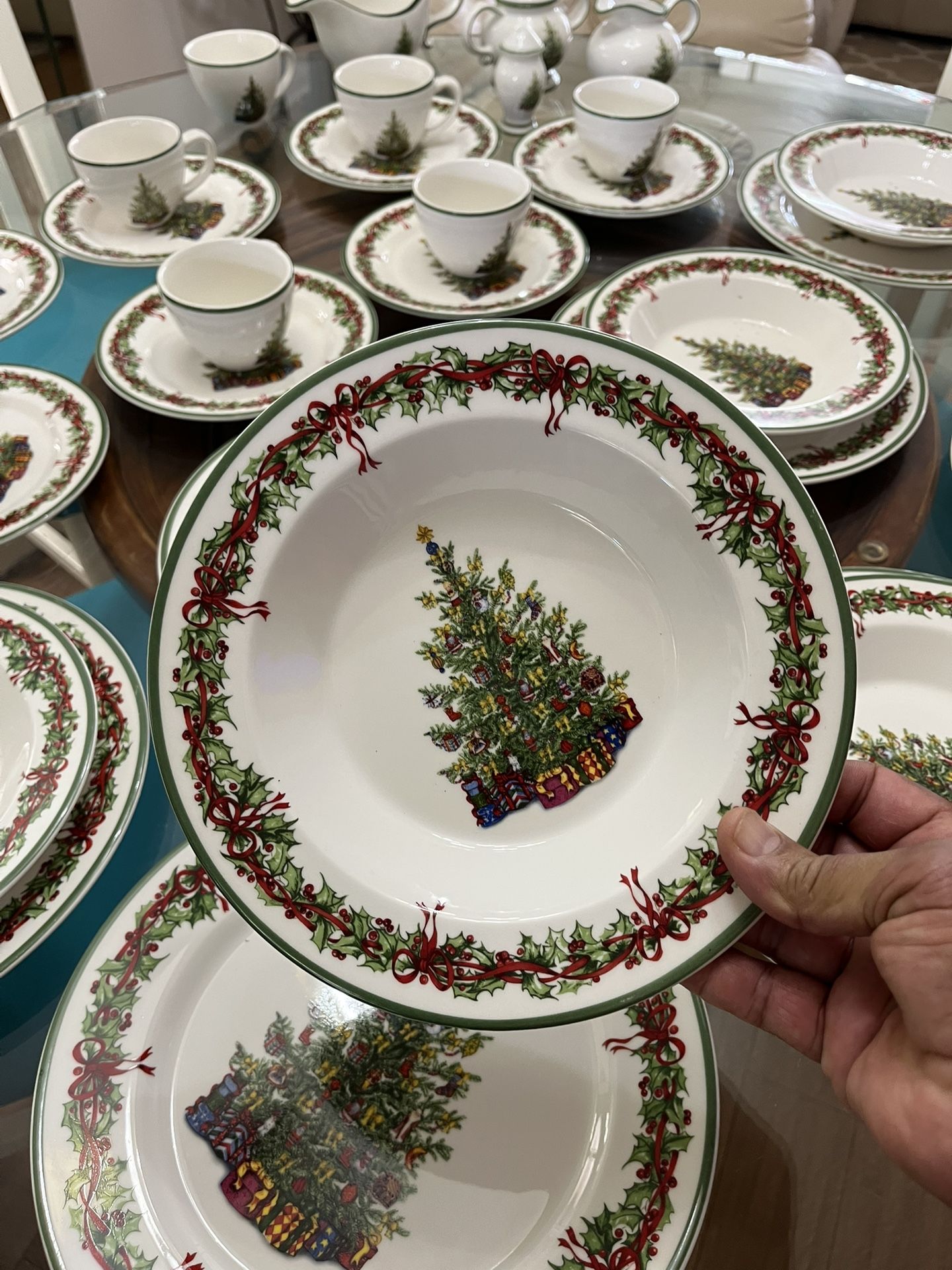 Vajilla Navideña De 36 Piezas Para 8 Personas (nueva)