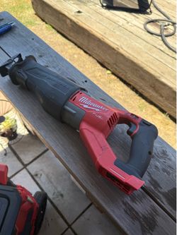 Milwaukee 18v Super Sawzall