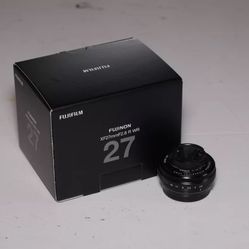 Fujifilm XF 27mm f/2.8 R WR Pancake Lens (New Version)