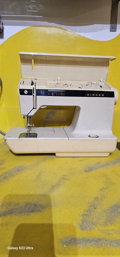Vintage Singer Sewing Machine Stitch Length Made In USA #(contact info removed) Fair No Cable No Tested 