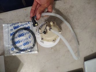 Vw Touareg Audi Fuel Tank Top Cover Seal Pump Mount 04 05