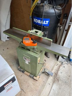 6” grizzly jointer on wheels