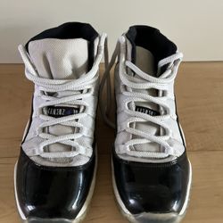 Youth Basketball Shoes