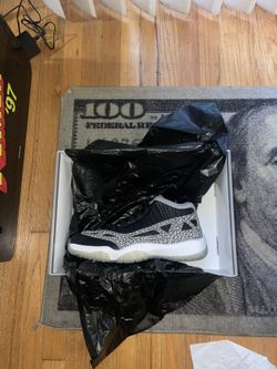 Jordan 11 Low Retro IE