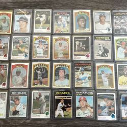 Lot Of 28 Signed / Autographed Topps MLB Cards 1970s
