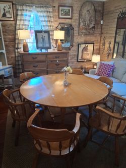 Round Wood Dining Table with 6 Chairs