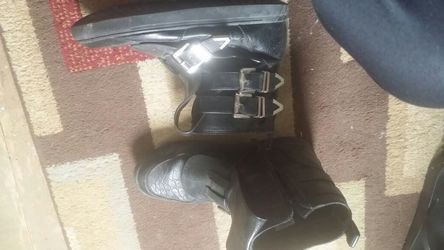 Size 8 aldo leather boots