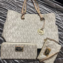 Michael Kors Handbag Set