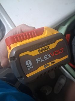 Brand new 9ah dewalt flexvolt battery
