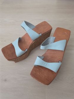 Zaza Collection Light Blue Platform Wedge Sandals Size 8
