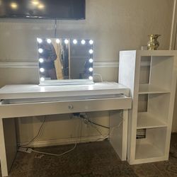 Vanity Desk With Side Cubbies Revamped! 