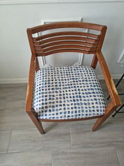 Knoll Studios - Ricchio Arm Chairs