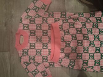 2 pc. GUCCI Sweater Skirt