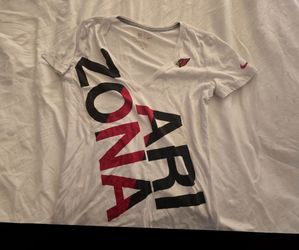 Nwot Cardinals Ts  BOGO