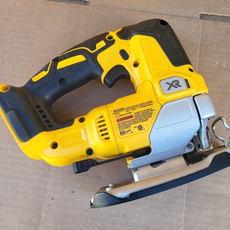 Dewalt 20V MAX XR Cordless Brushless Jigsaw (Tool Only