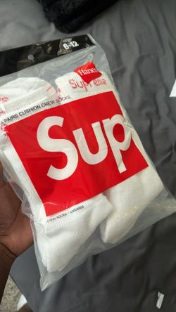 Supreme socks