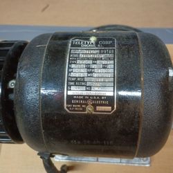 General electric teletype corporation motor I'm not sure of the value I'm not sure of how much it's worth maybe somebody can help me out and tell me a