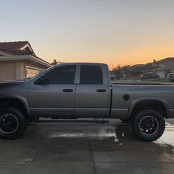 2005 Dodge Ram 2500