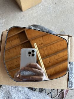 2019 - 2022 Nissan Mirror Glass 96365-5SA0A