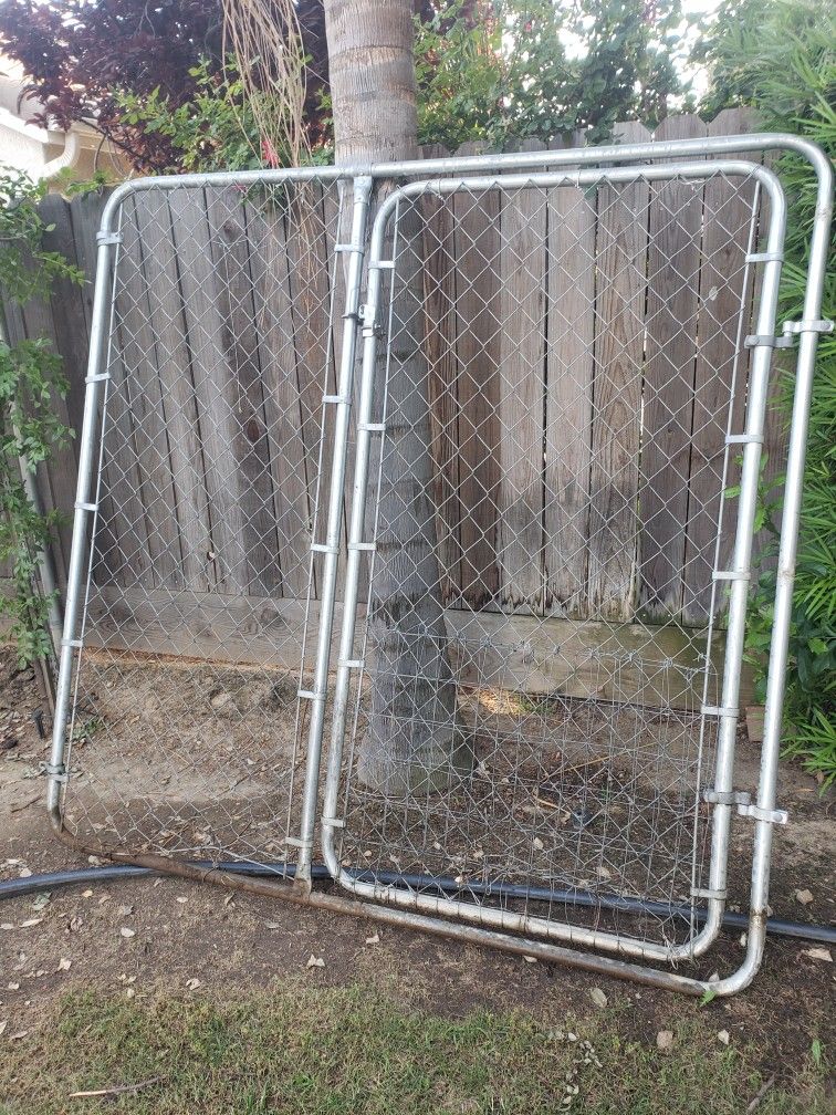 Fence Gate With Door
