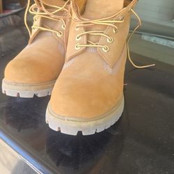 Timberland Size 9 Male