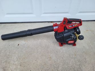 Gas powered leaf blower