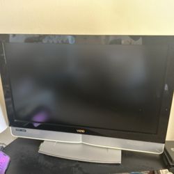 Vizio TV W/ Fire Stick  (pick Up 2/26-2/28)