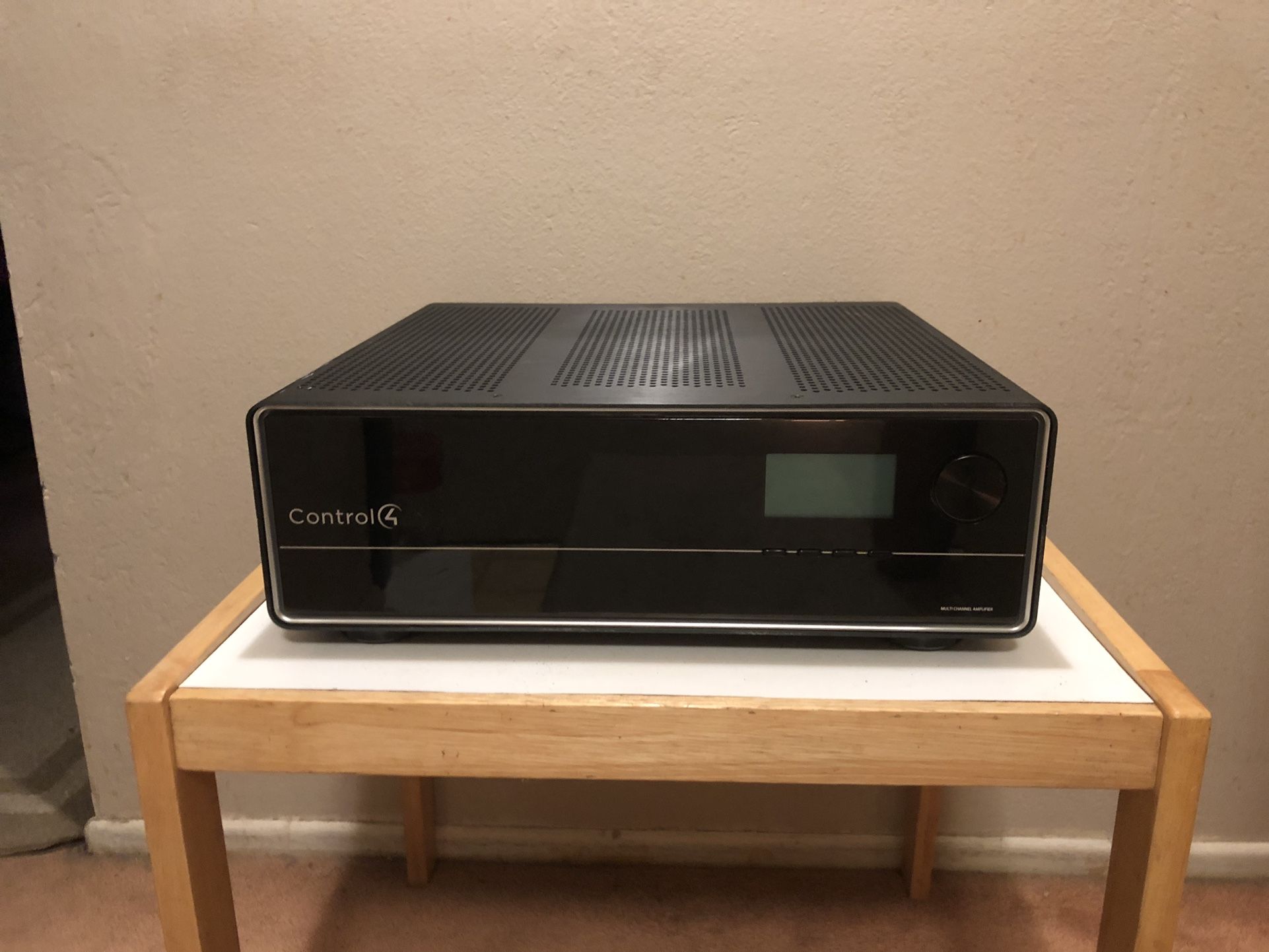 Control 4 Amplifier