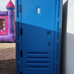 porta potty
