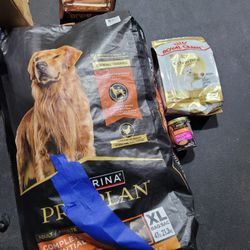 Purina pack...47lbd Bag (Damaged)