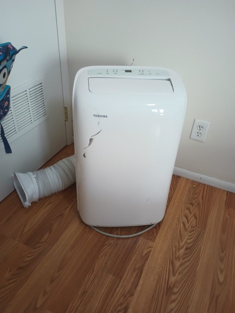 Toshiba Portable Air Conditioner 8,000btu/H