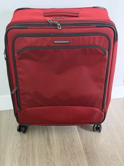 Expandable Spinner Suitcase - Estate Sale