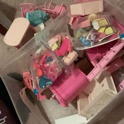 Barbie House, Barbie Stuff