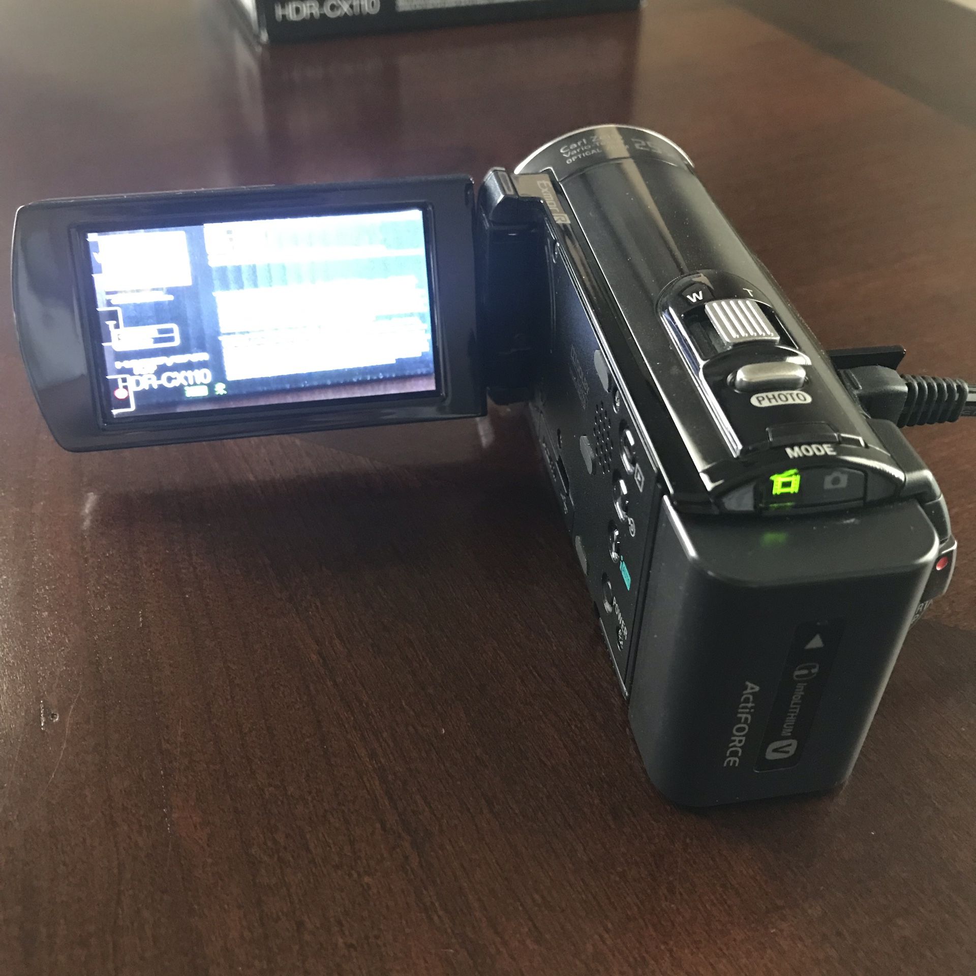Sony Handycam HDRCX110, Full HD 1080, CIB VGC for Sale in Stockton, CA