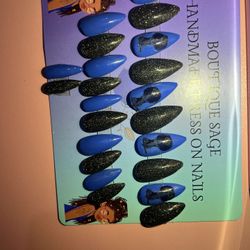 Afro Girl Press On Nails 