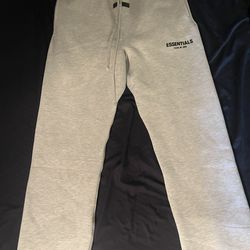 Essential sweats white oat