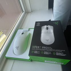 Razer Viper v3 Pro Gaming Mouse