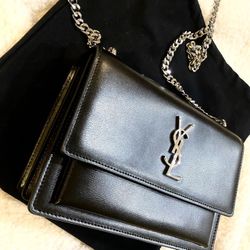 Beautiful Flap Bag Crossbody Bag Comes With Dust Bag