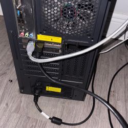 Gaming Rig Rtx 3060, I7-4790cpu, Included With 120$ Razer keyboard And 88 Dollar Logitech Gaming Mouse 703 Model Plus The Full Sim Racing Gear 