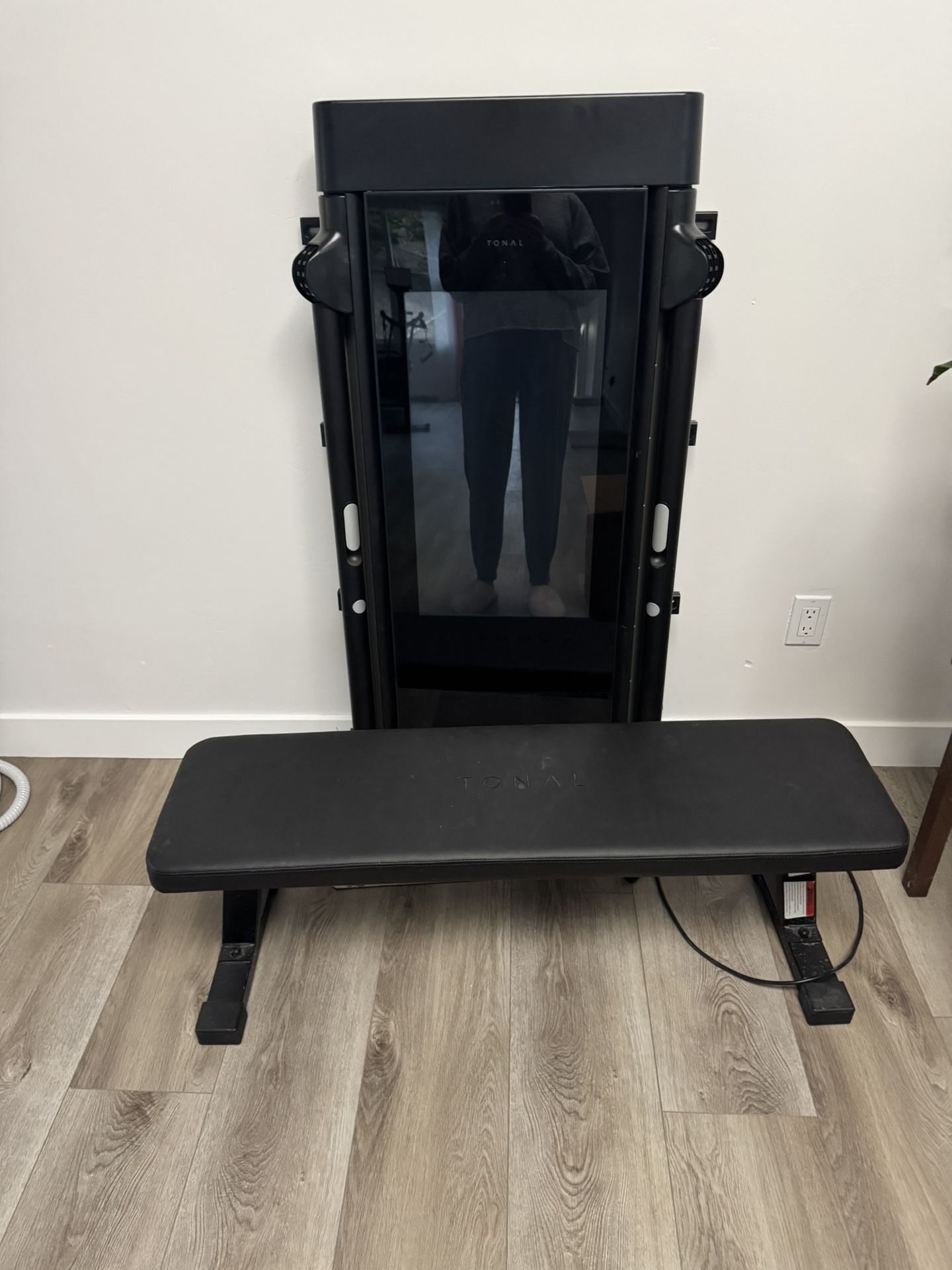 Tonal Full Body Exercise Machine/Computer