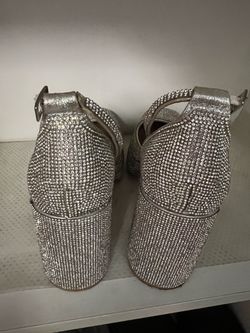 Heels shoes