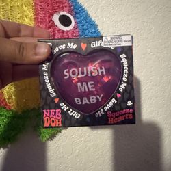 Squish Me Baby Needoh heart 