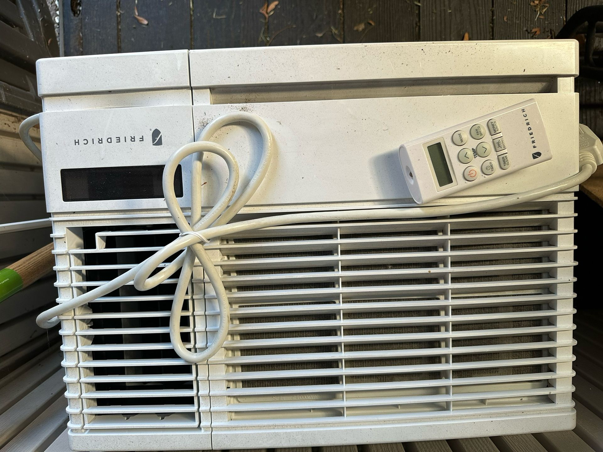 Air Conditions 8000 BTU