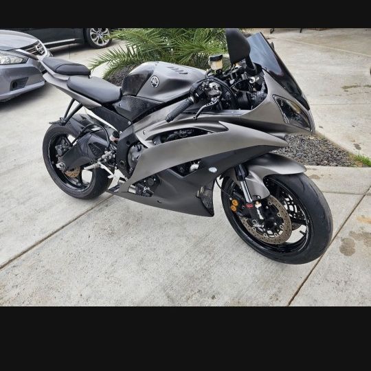 2012 Yamaha R6 Runs Excellent Clean Title for Sale in Bloomington, CA ...